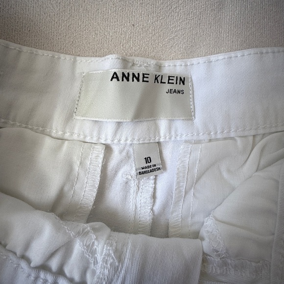 Anne Klein White Cotton Shorts Size 10 NWT (No Tags) - Picture 2 of 7